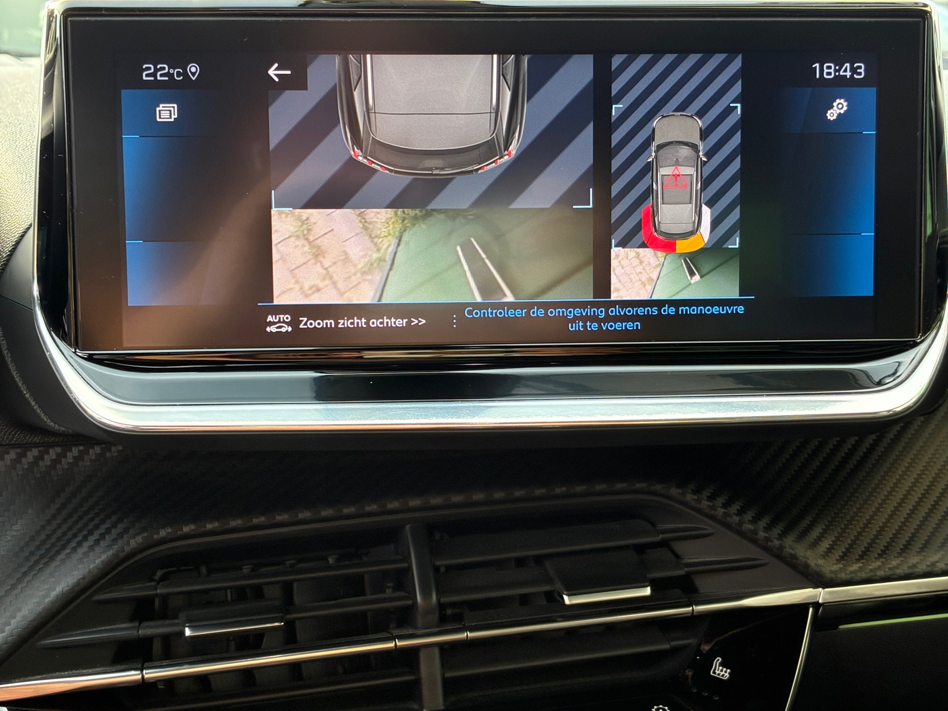 Peugeot 2008 1.2 PureTech GT (2021), foto 18