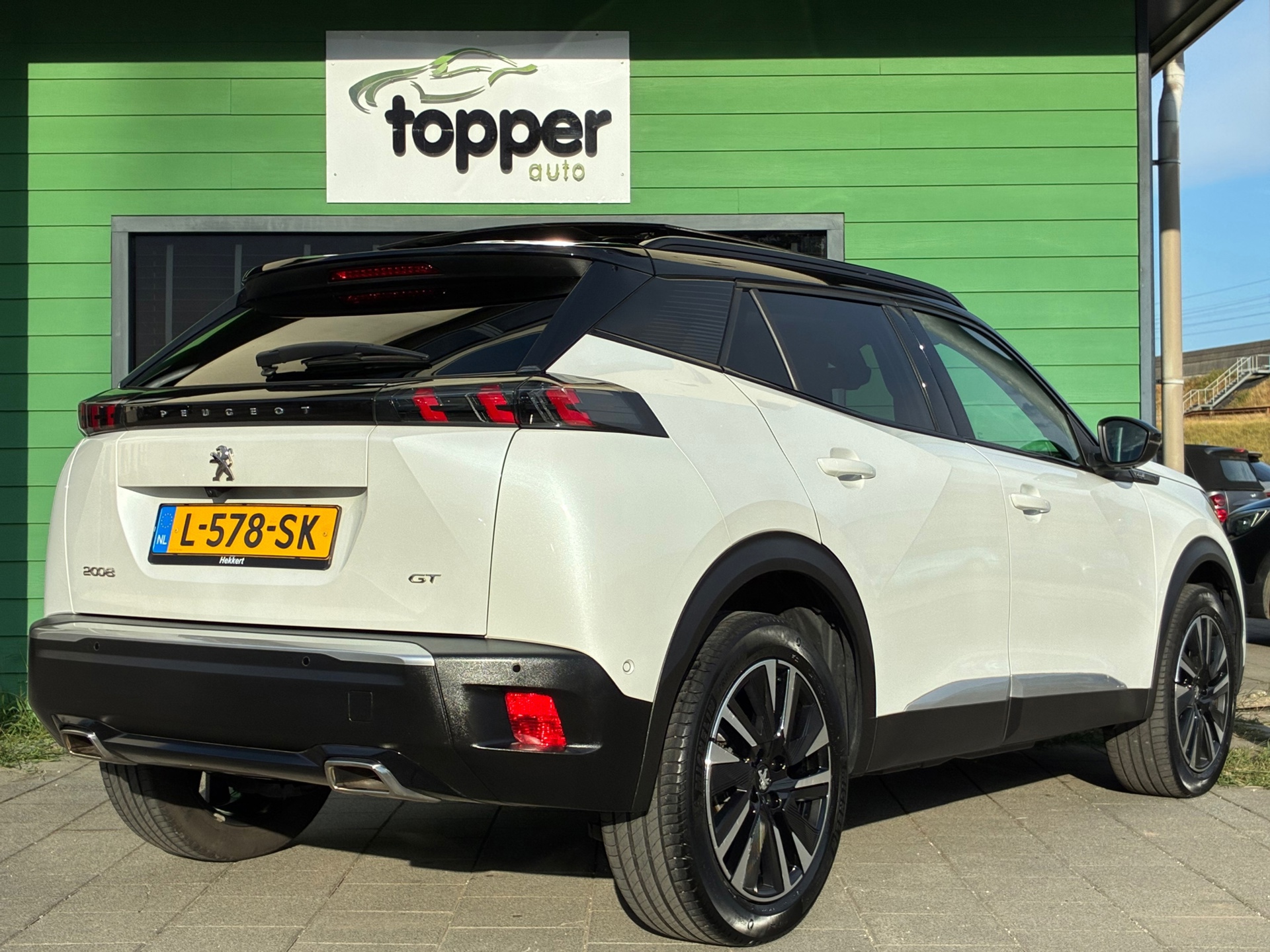 Peugeot 2008 1.2 PureTech GT (2021), foto 3