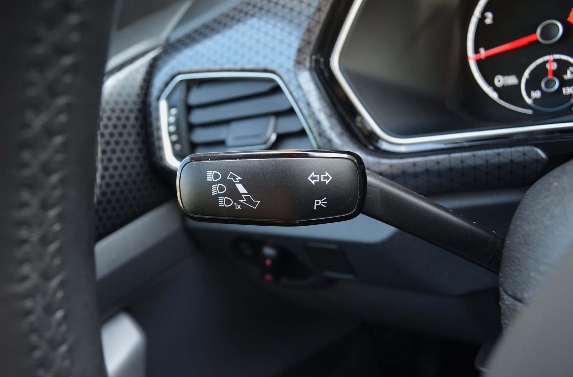Volkswagen T-Cross 1.0 TSI Style (2021), foto 15