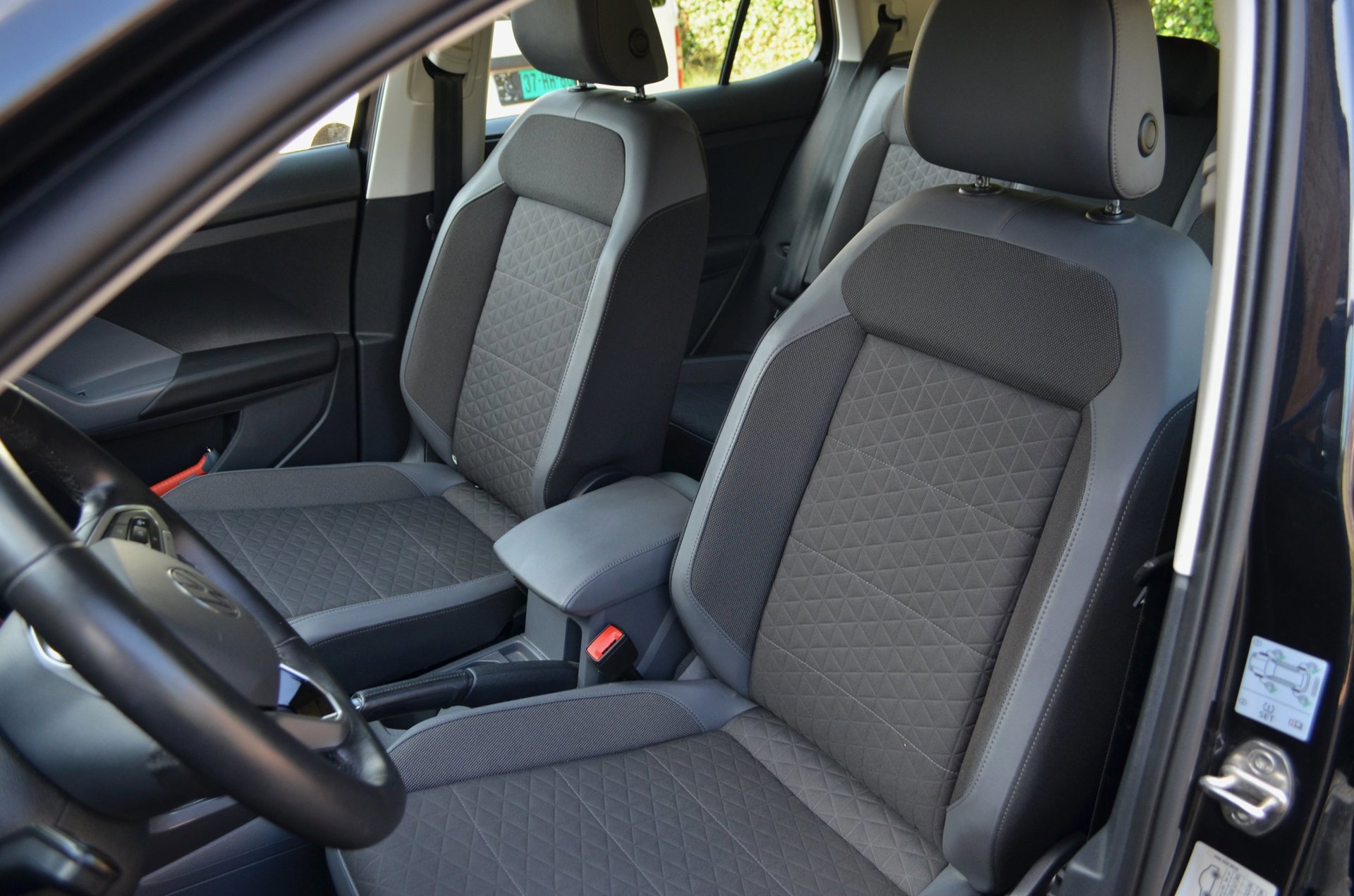 Volkswagen T-Cross 1.0 TSI Style (2021), foto 9