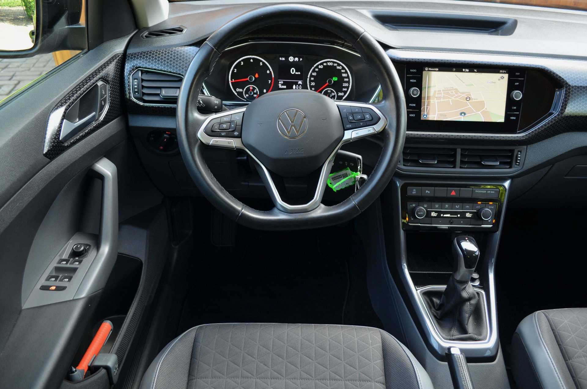 Volkswagen T-Cross 1.0 TSI Style (2021), foto 10