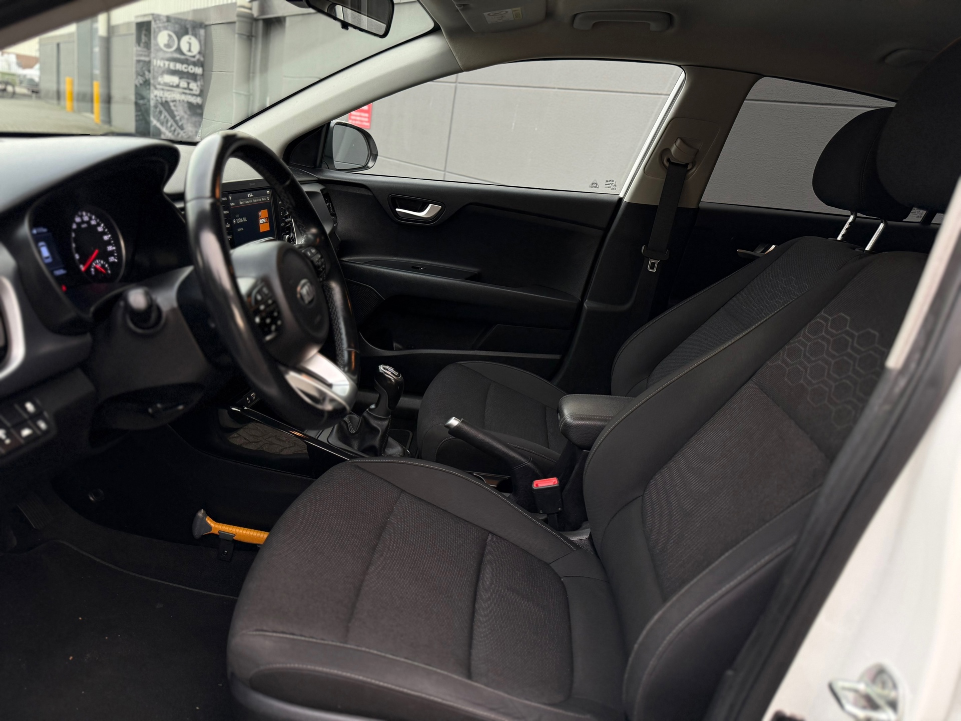 Kia Rio 1.0 TGDI DynamicLine (2018), foto 10