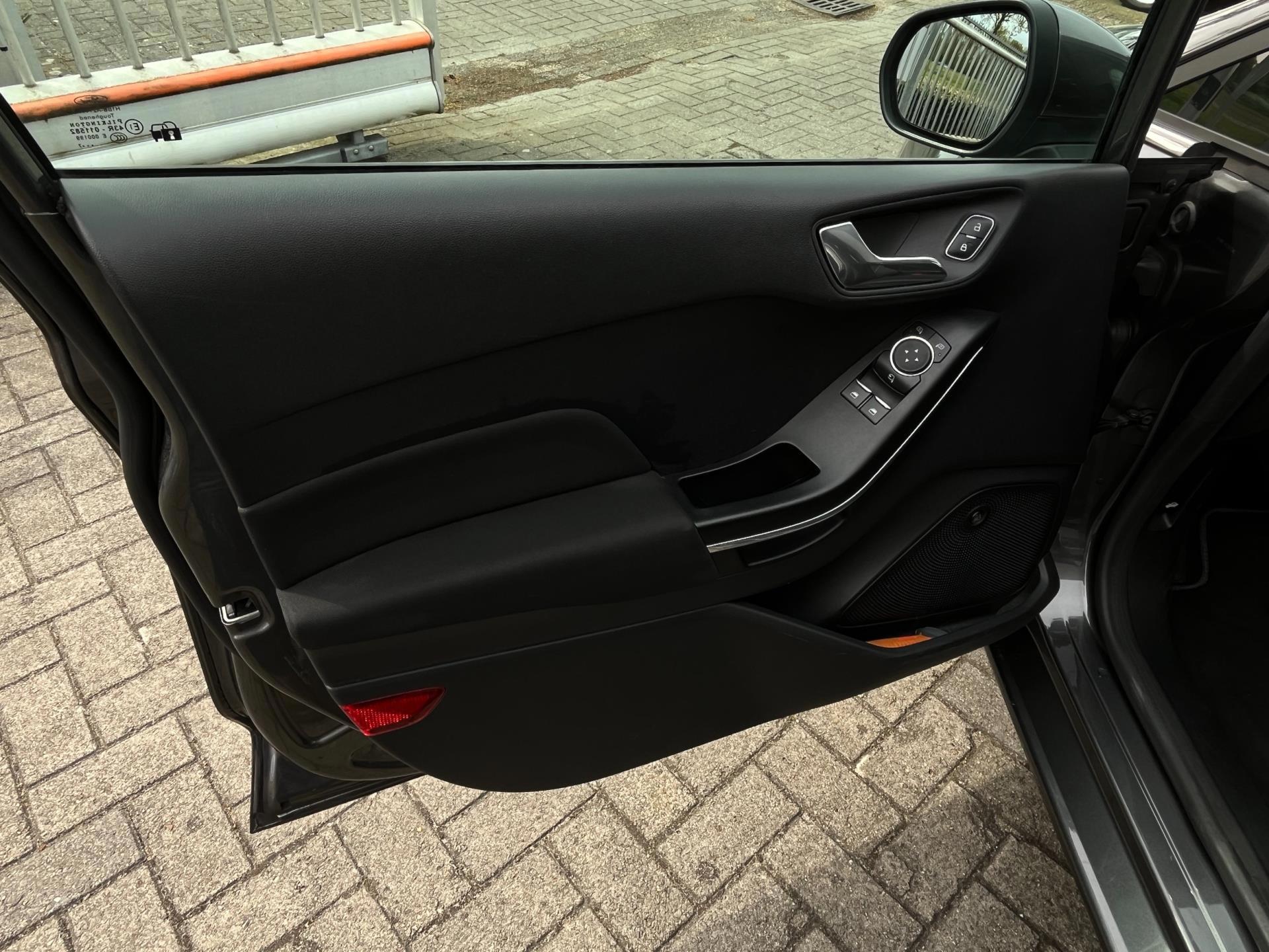 Ford Fiesta 1.0 EcoBoost Titanium (2017), foto 4