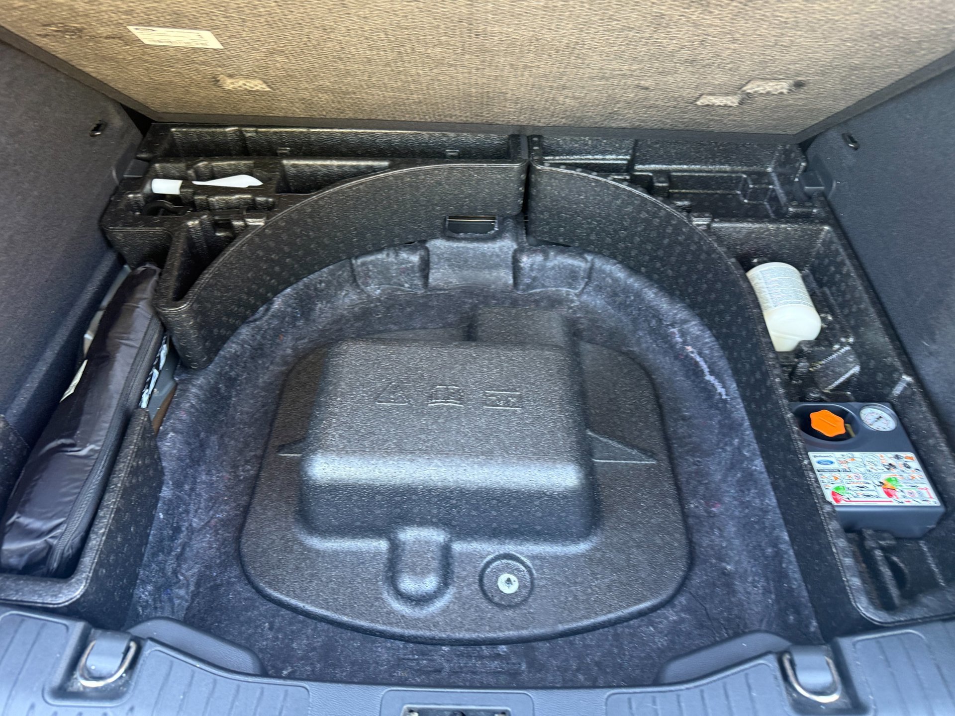 Ford Kuga 2.5 PHEV 225pk Vignale (2022), foto 34