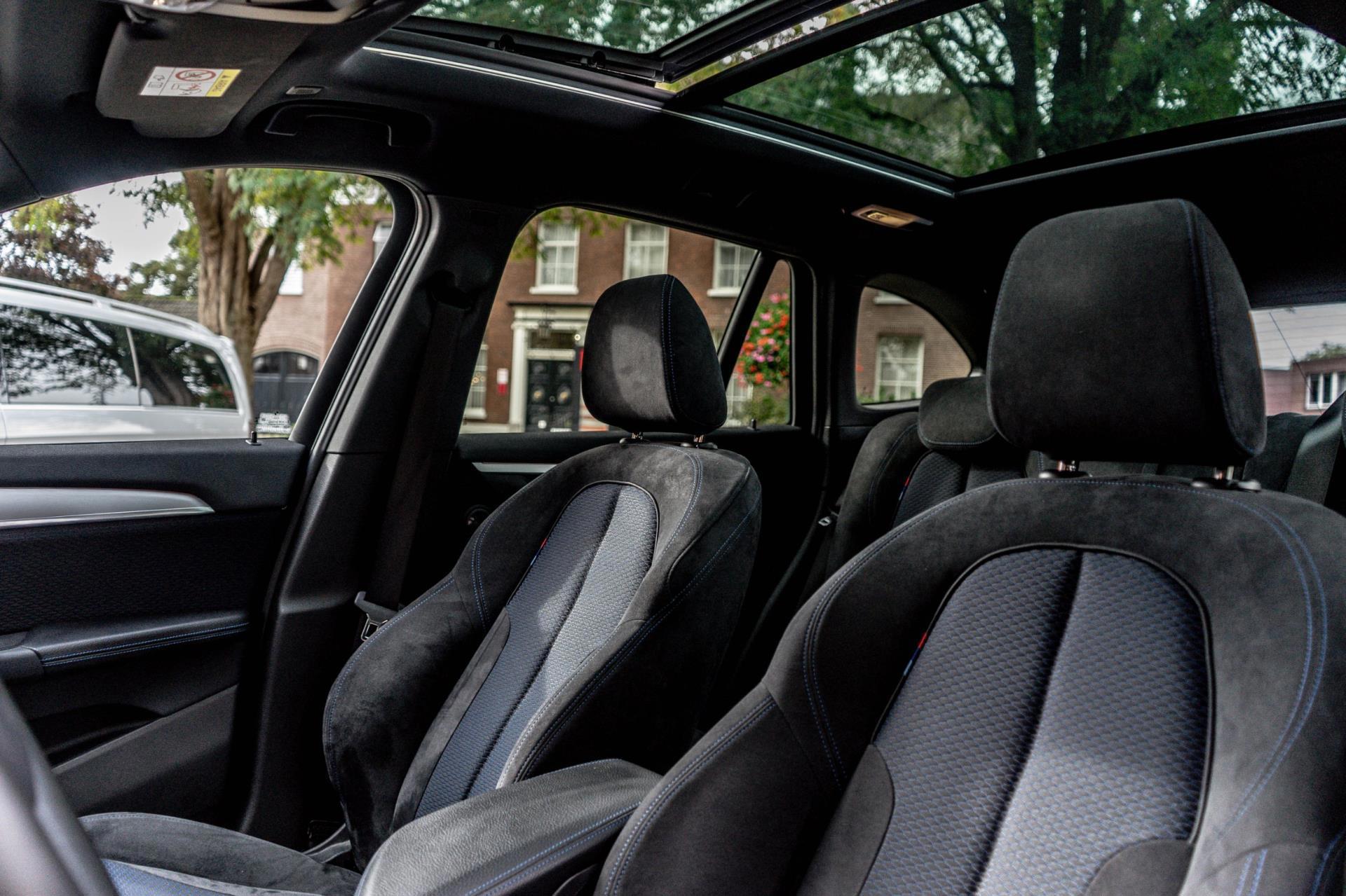 BMW X1 XDrive20i High Executive M-SPORT (2018), foto 14