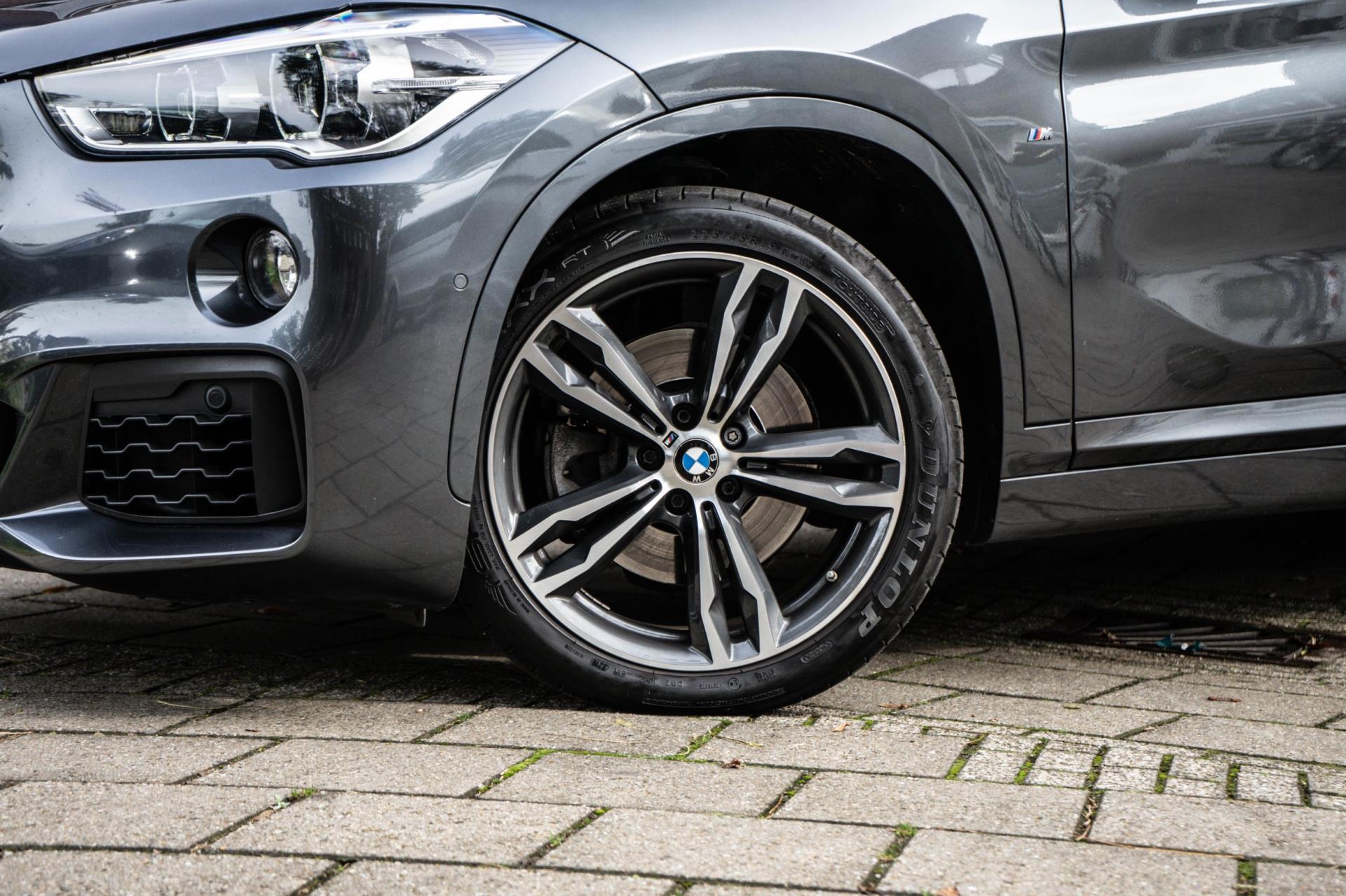 BMW X1 XDrive20i High Executive M-SPORT (2018), foto 3