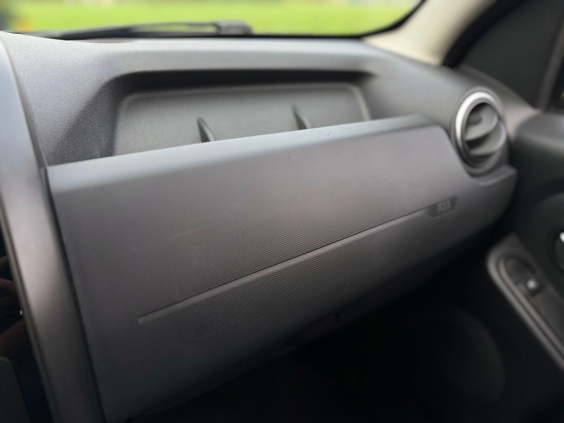 Dacia Duster 1.2 TCe Blackshadow (2017), foto 19