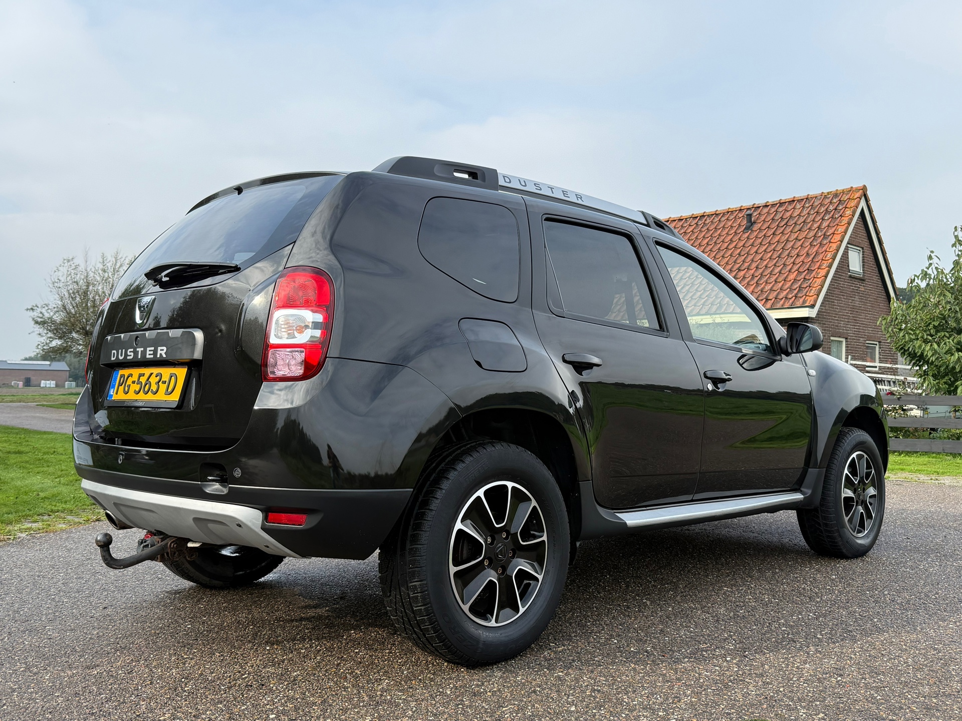 Dacia Duster 1.2 TCe Blackshadow (2017), foto 31