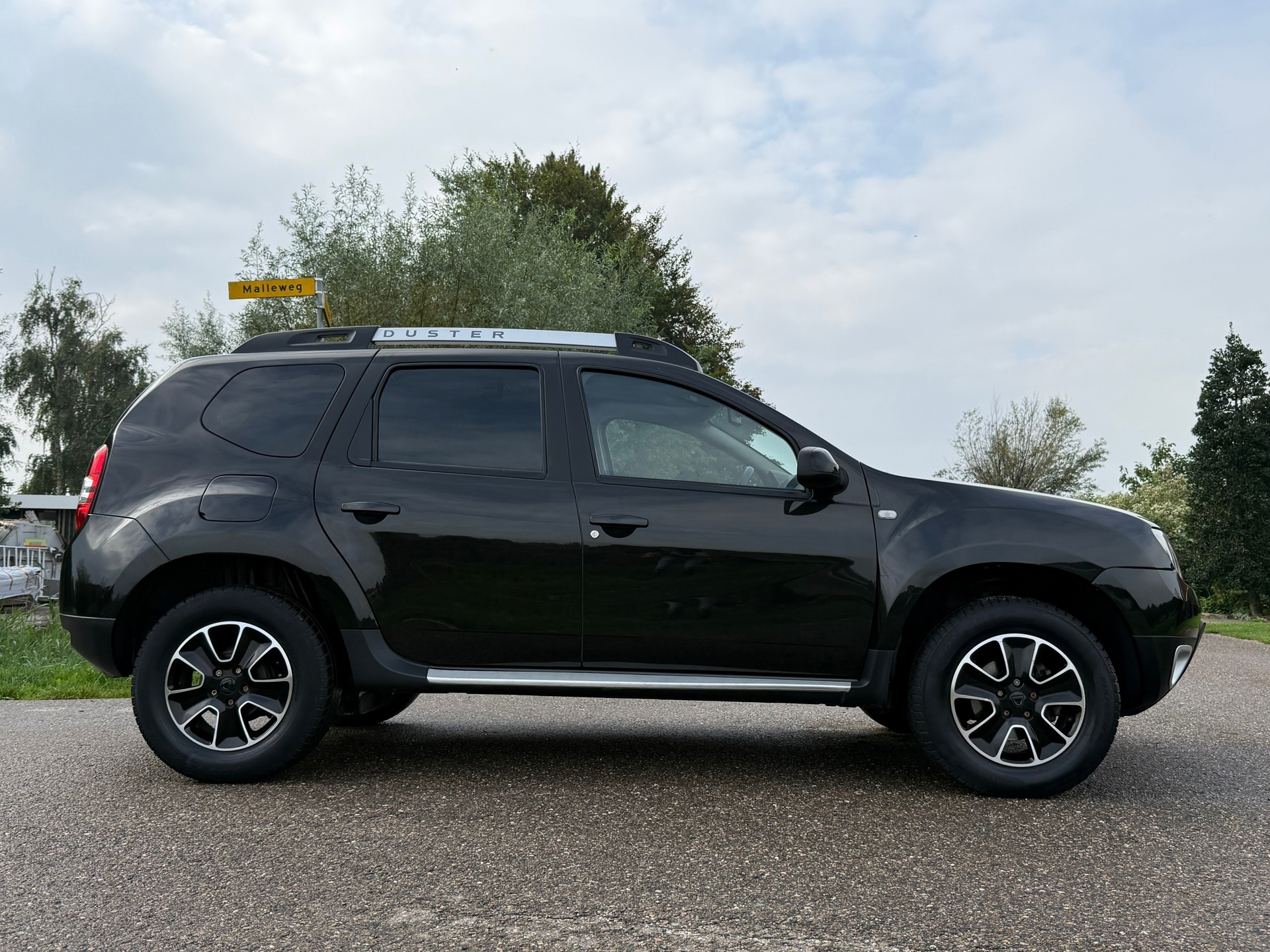 Dacia Duster 1.2 TCe Blackshadow (2017), foto 32