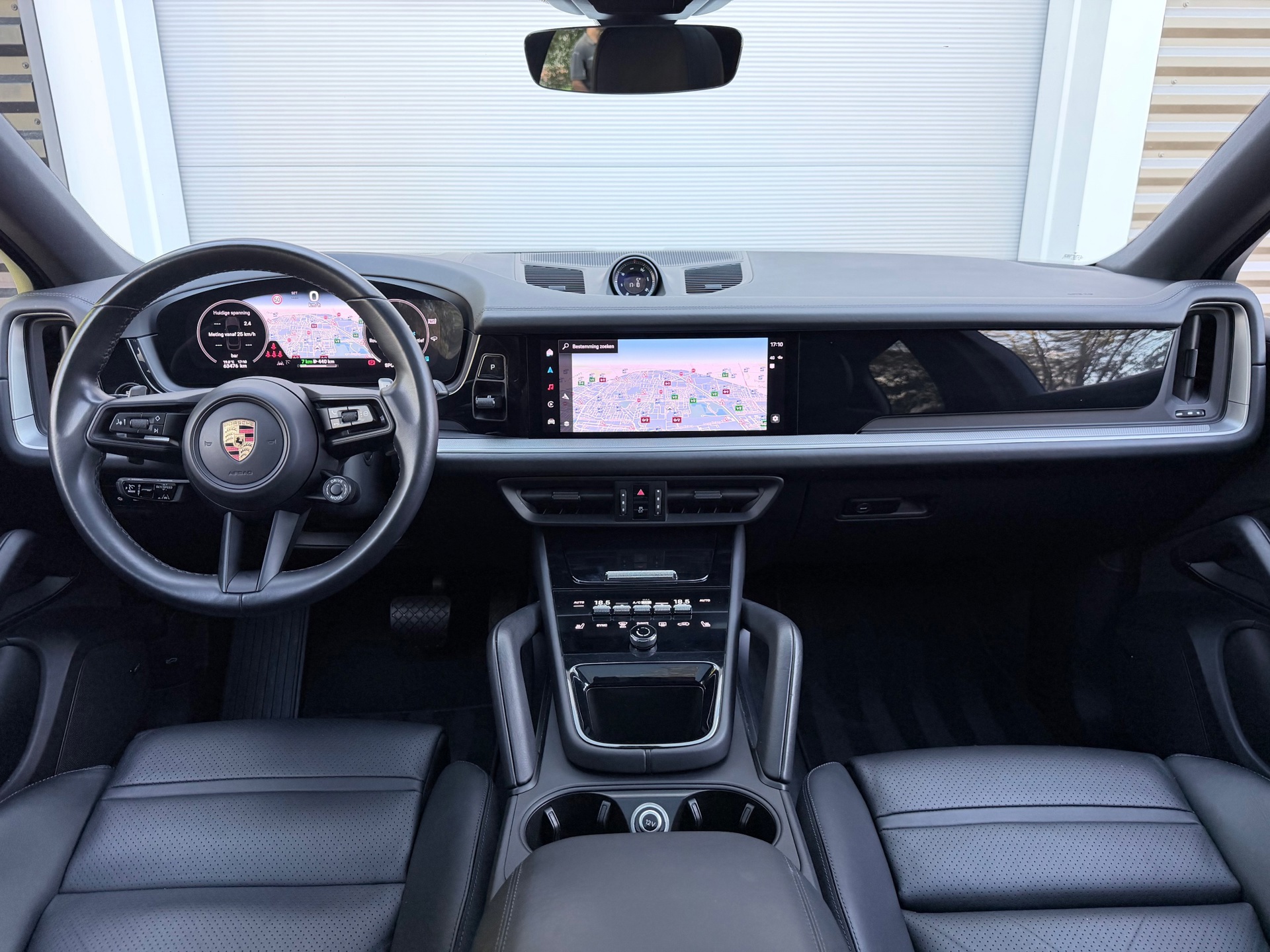 Porsche Cayenne Coupé 3.0 E-Hybrid (2023), foto 12