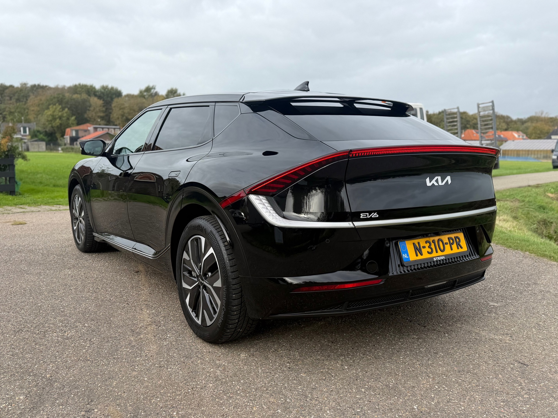 Kia EV6 Plus 77.4 kWh (2021), foto 4