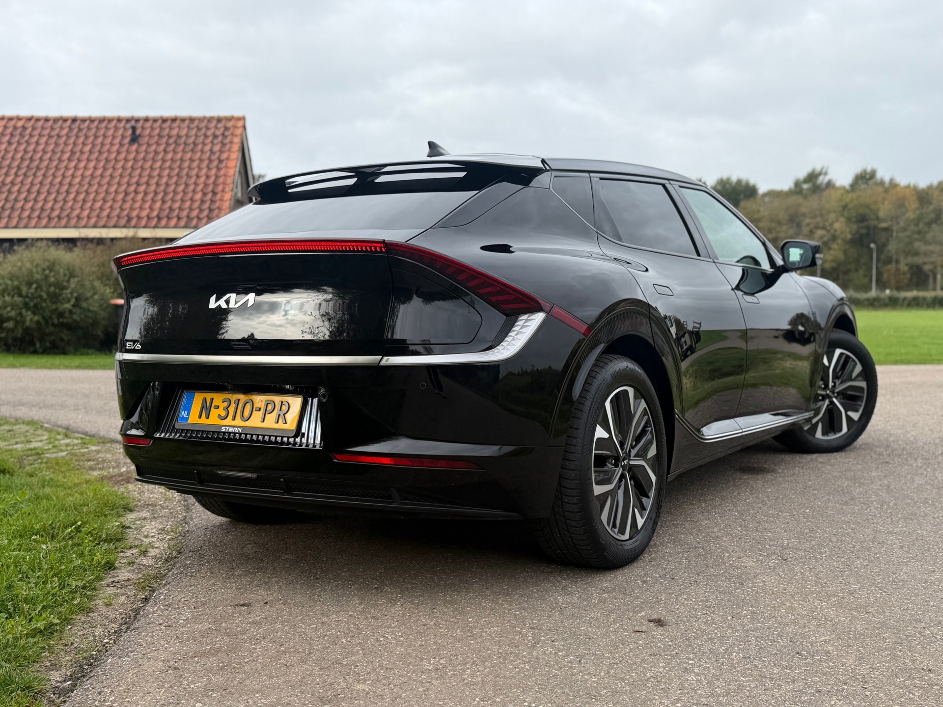 Kia EV6 Plus 77.4 kWh (2021), foto 6