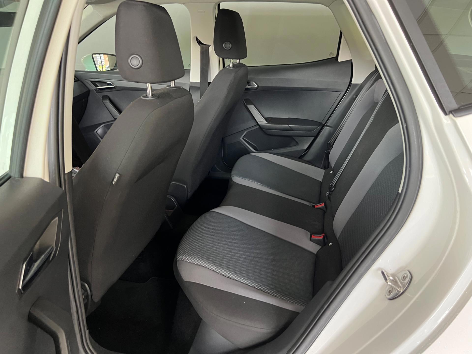 Seat Arona 1.0 TSI Style Business Intense (2021), foto 20