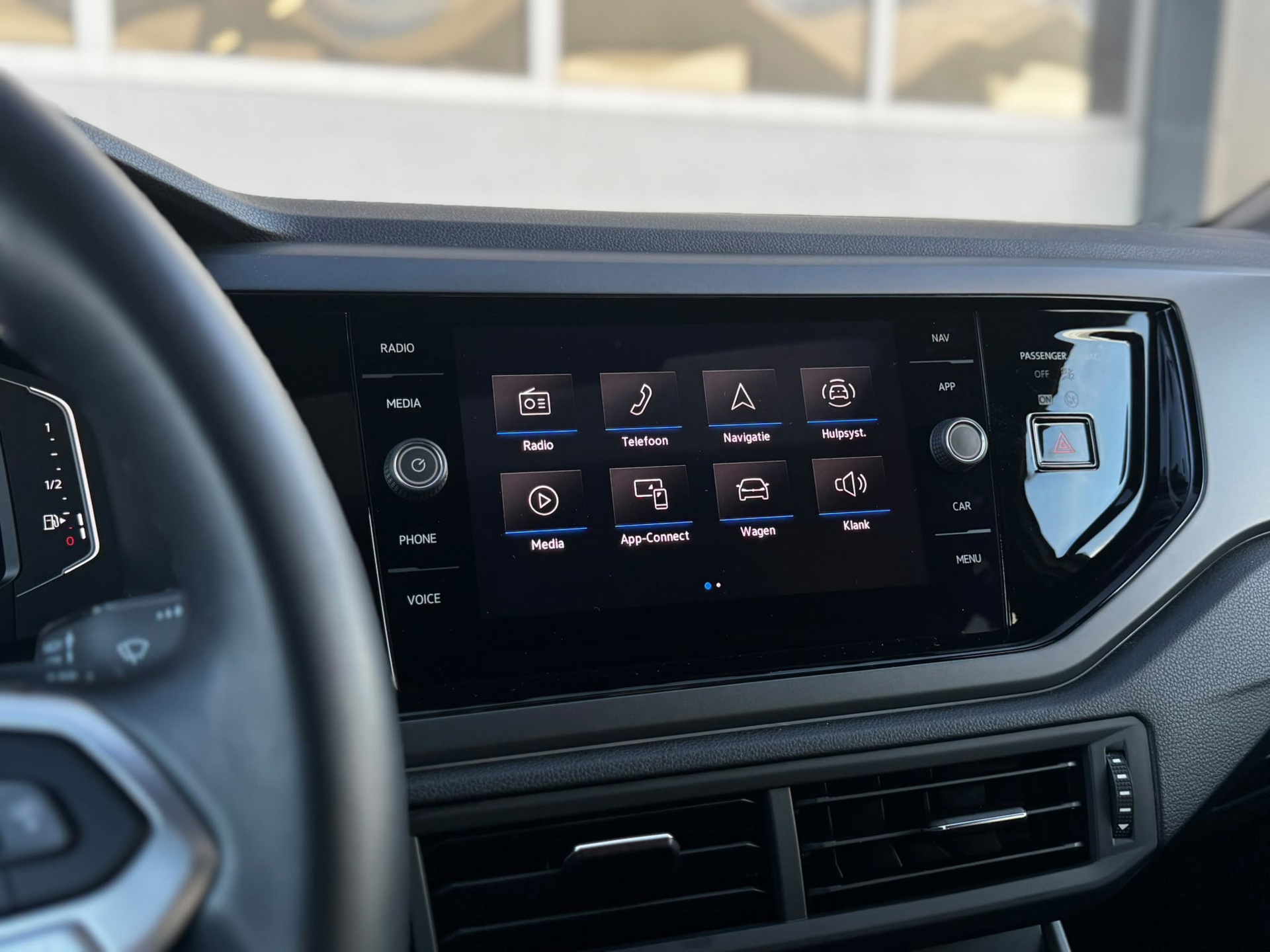 Volkswagen Taigo 1.0 TSI R-Line Business (2023), foto 18