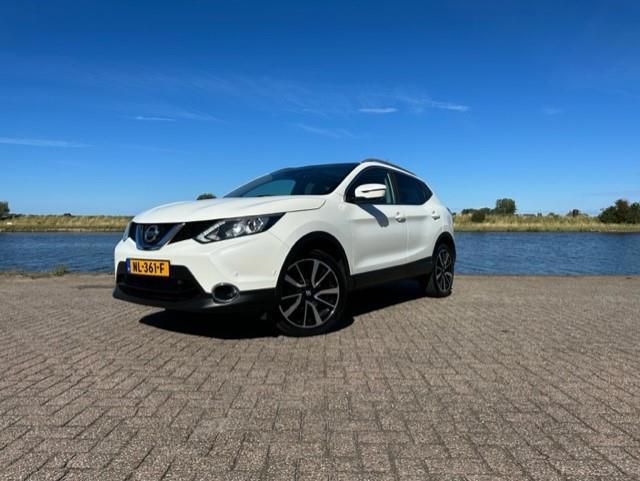 Nissan Qashqai 1.2 Tekna (2017), foto 2
