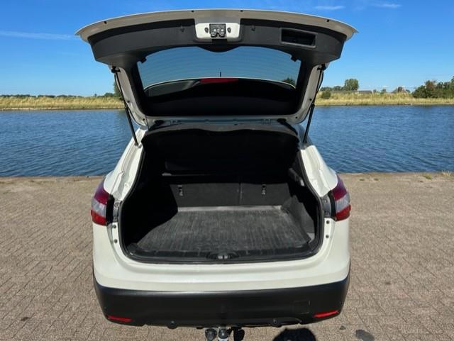 Nissan Qashqai 1.2 Tekna (2017), foto 11