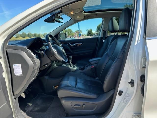 Nissan Qashqai 1.2 Tekna (2017), foto 13
