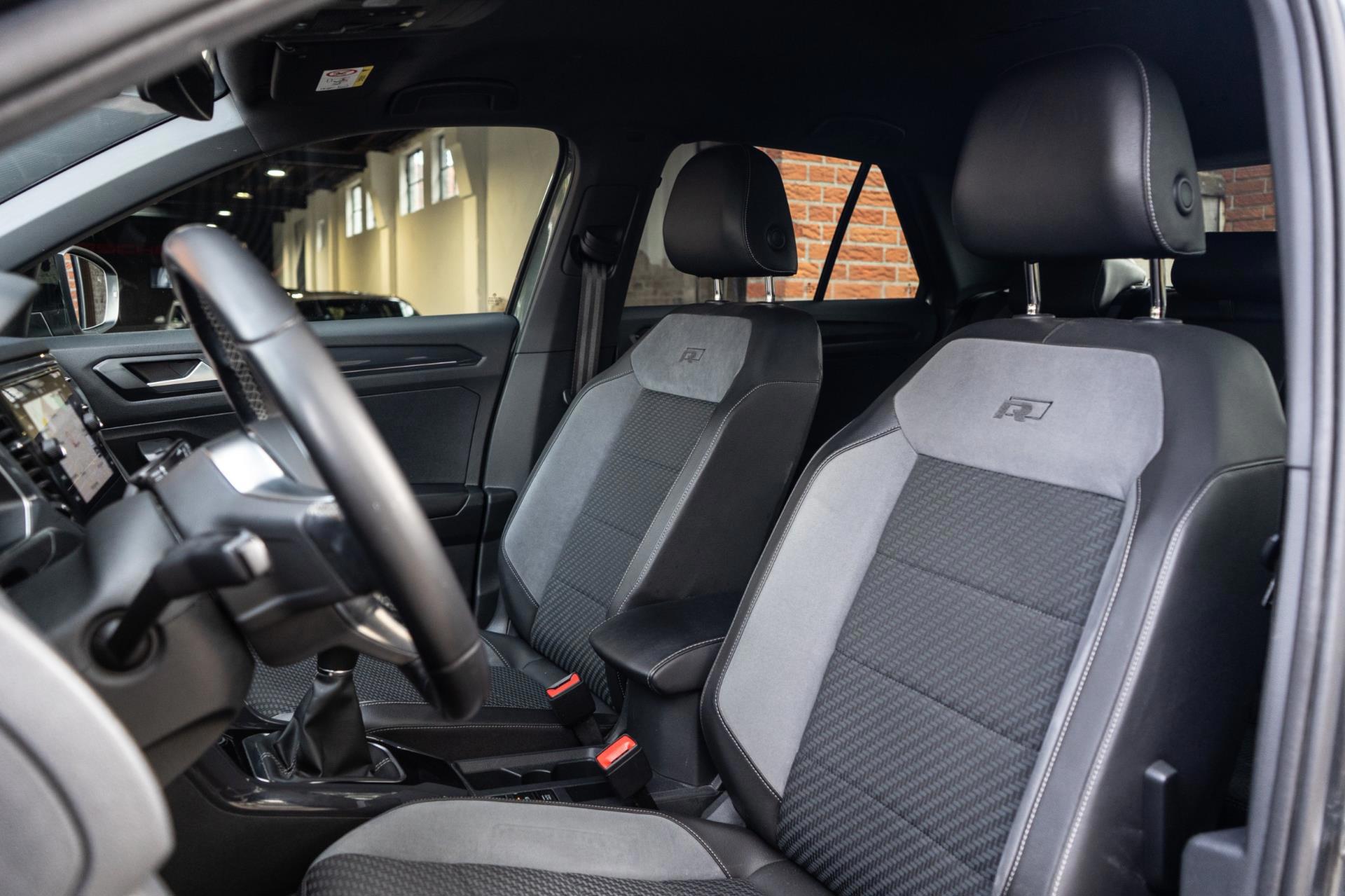 Volkswagen T-Roc 1.5 TSI Sport R-Line (2018), foto 11