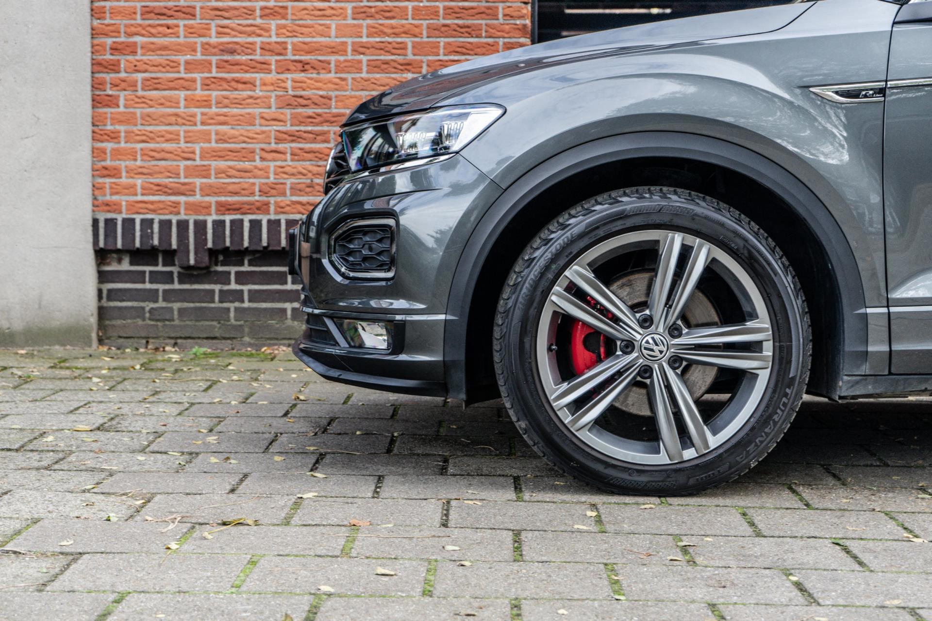 Volkswagen T-Roc 1.5 TSI Sport R-Line (2018), foto 8