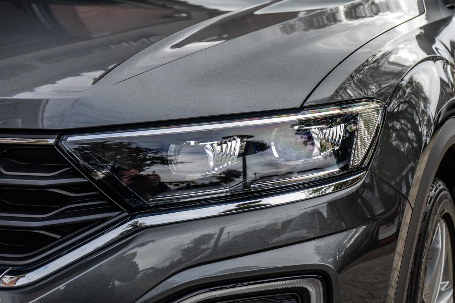 Volkswagen T-Roc 1.5 TSI Sport R-Line (2018), foto 9