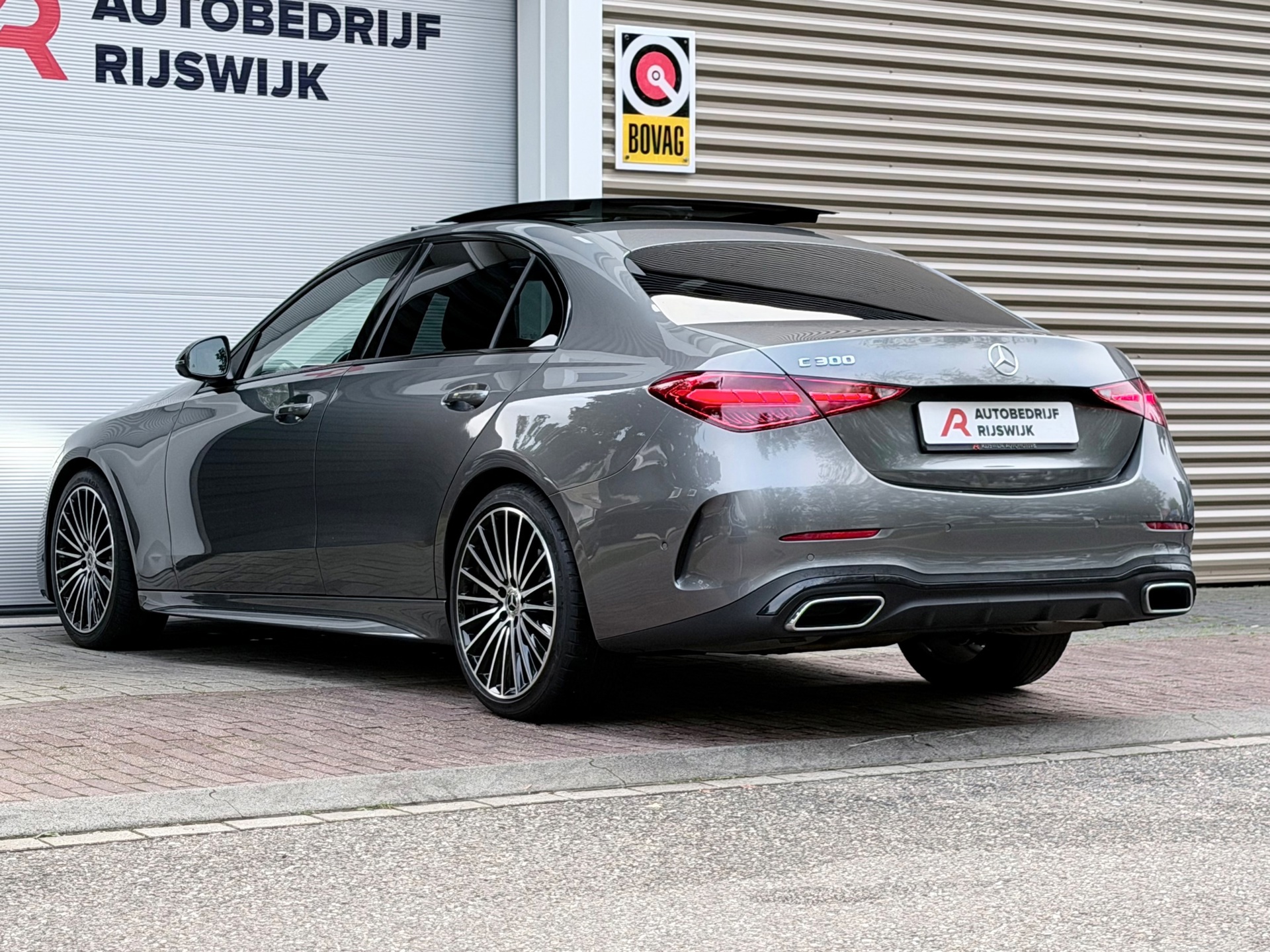 Mercedes-Benz C-klasse 300 AMG Line (2021), foto 8