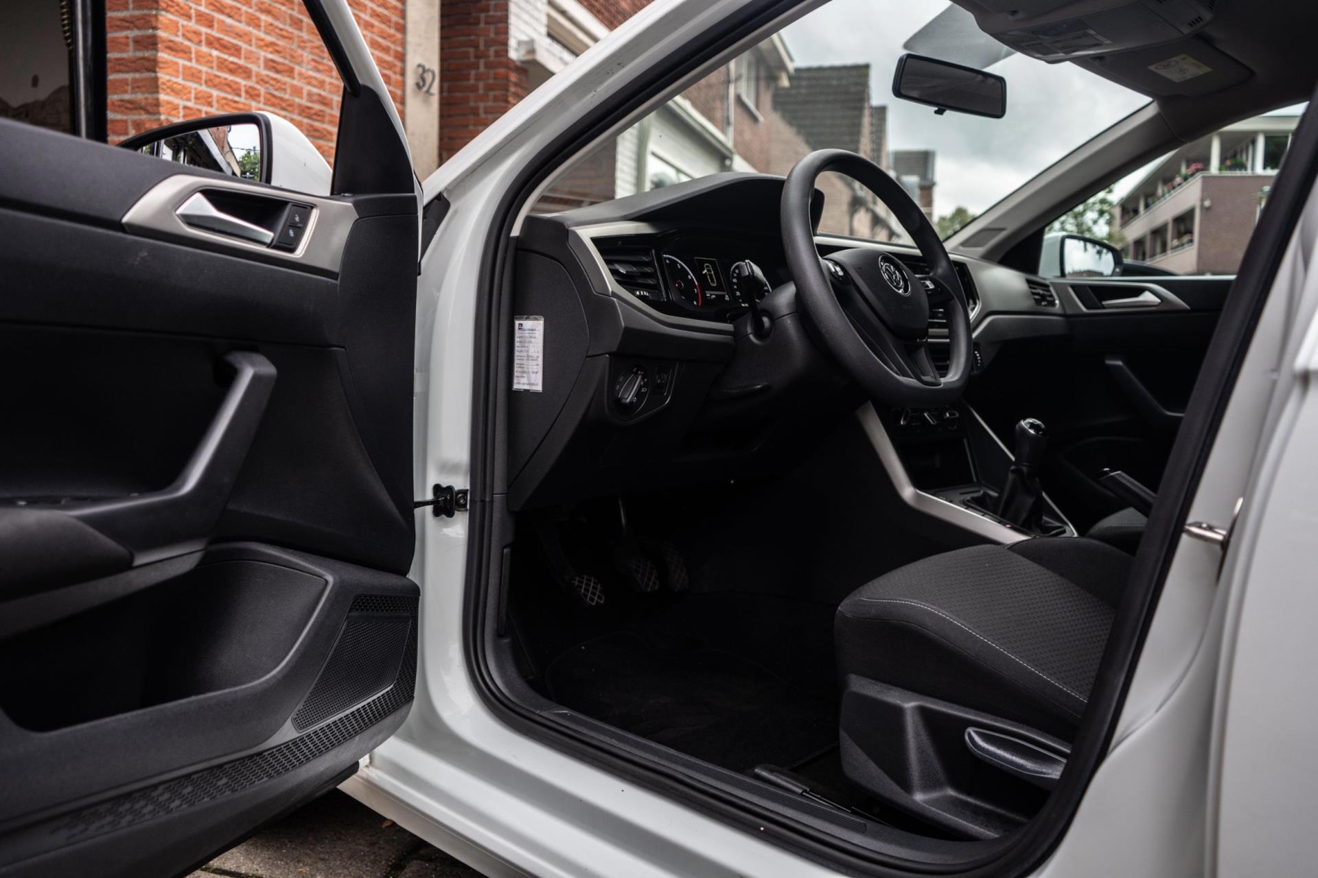 Volkswagen Polo 1.0 TSI Comfortline (2020), foto 12
