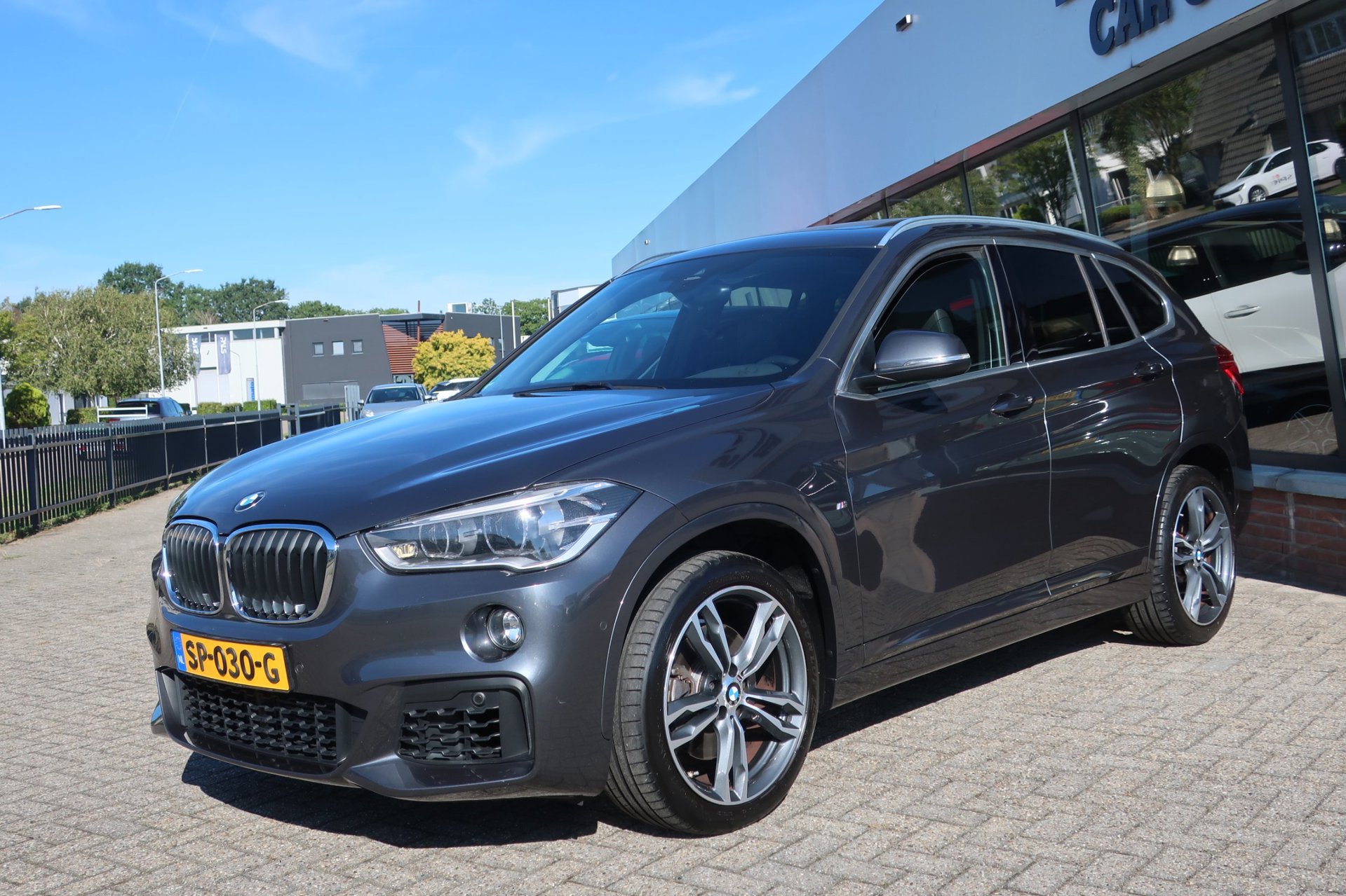 BMW X1 SDrive20i High Executive 1e (2018), foto 3