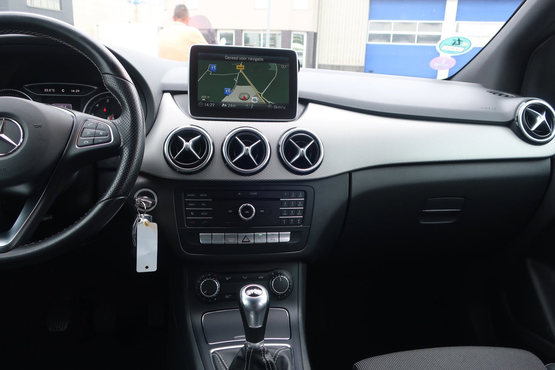 Mercedes-Benz B-klasse 180 Ambition 2e (2016), foto 14