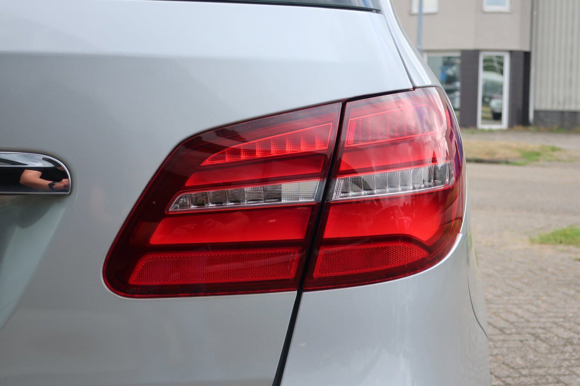 Mercedes-Benz B-klasse 180 Ambition 2e (2016), foto 29