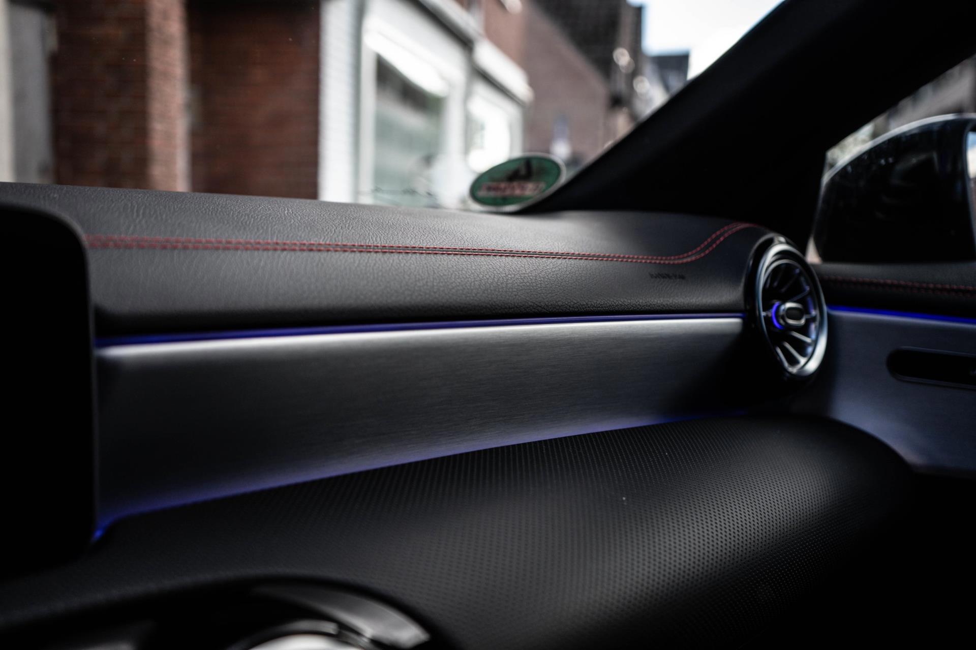 Mercedes-Benz CLA-klasse Shooting Brake 200 AMG Line (2020), foto 26