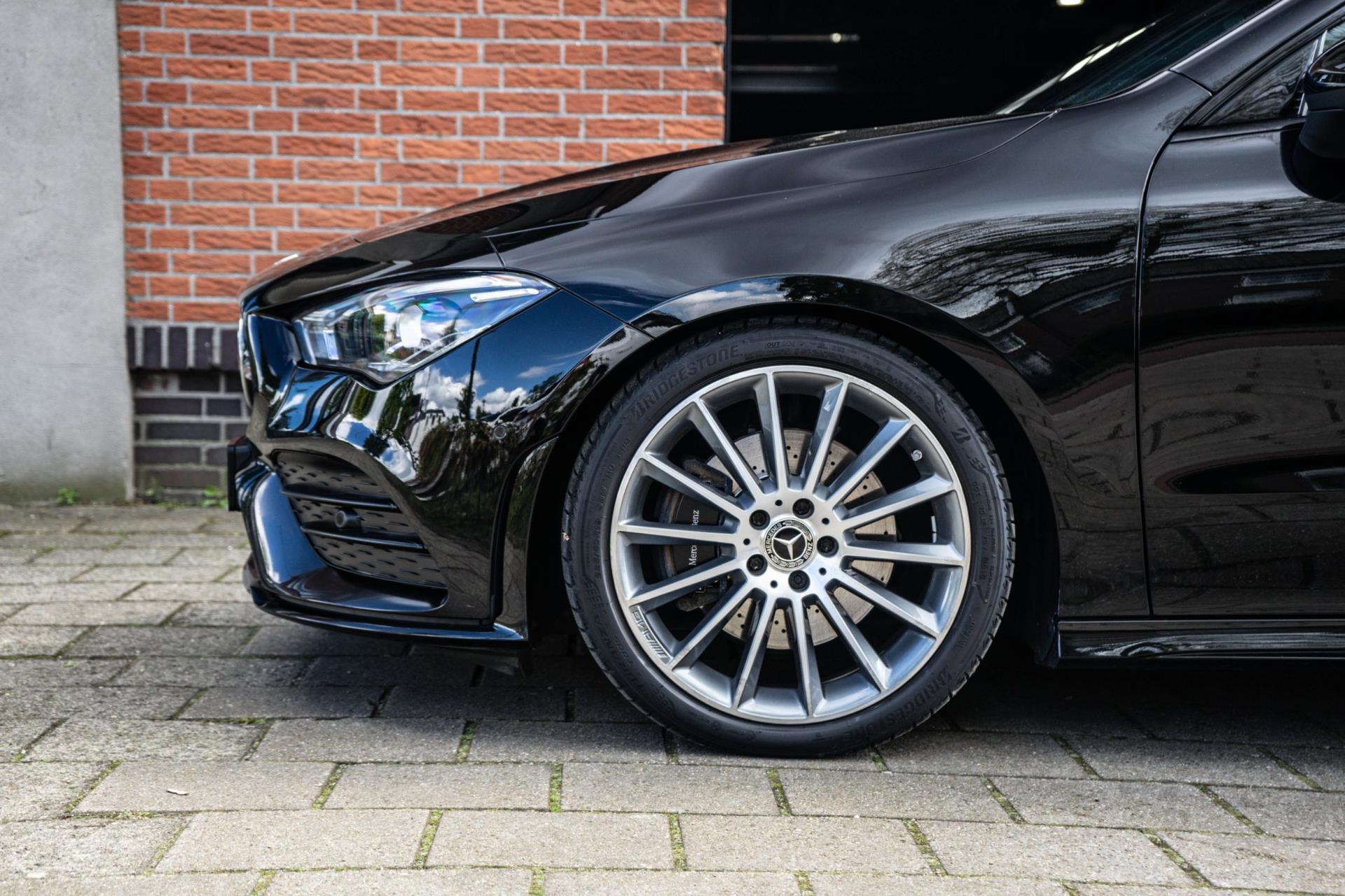 Mercedes-Benz CLA-klasse Shooting Brake 200 AMG Line (2020), foto 8