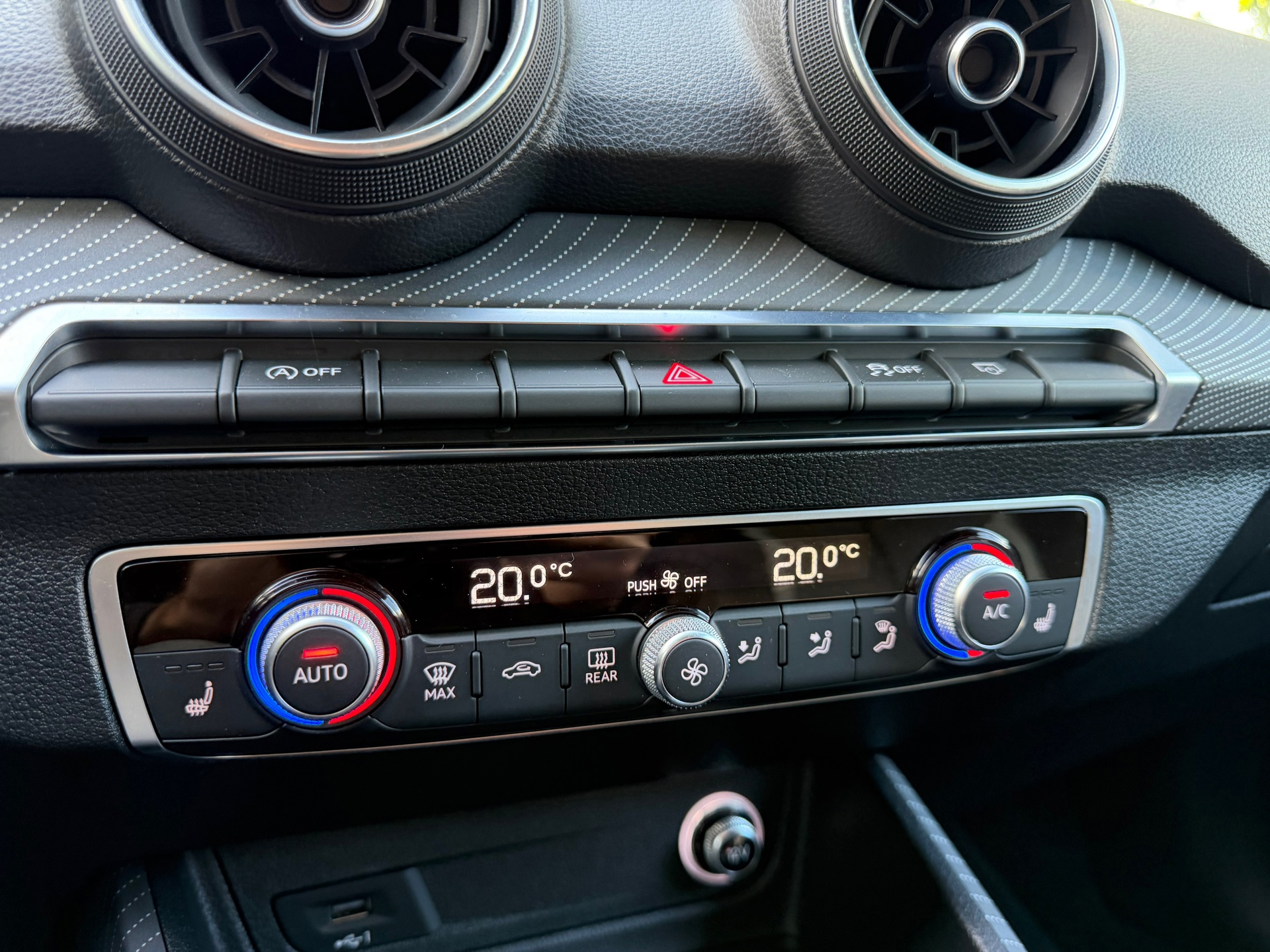 Audi Q2 30 TFSI Design Pro Line (2019), foto 21