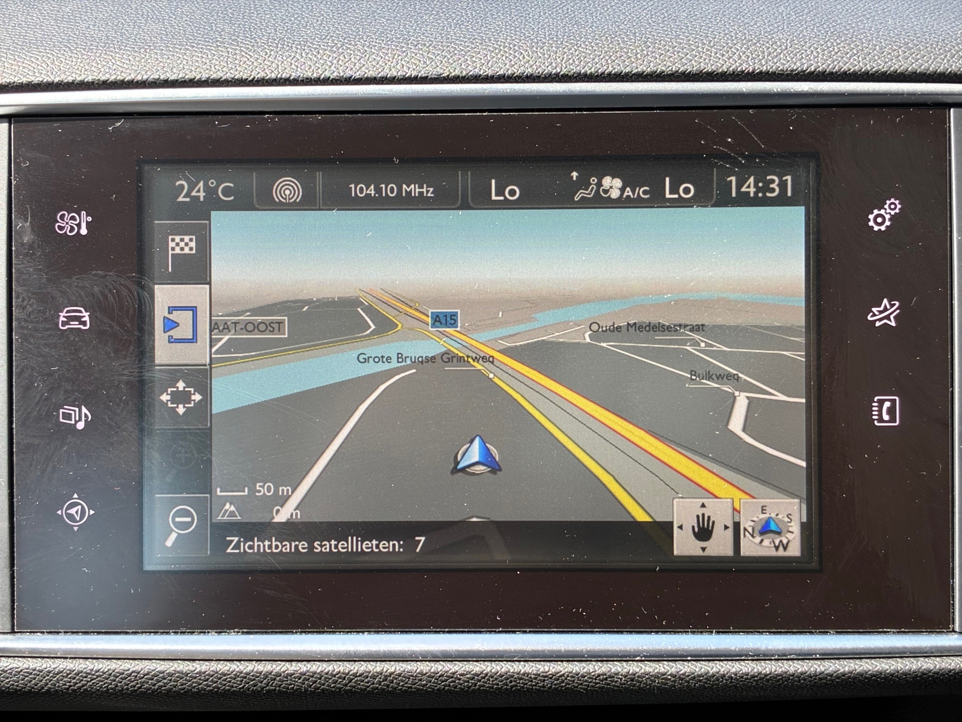 Peugeot 308 1.2 PureTech Allure (2016), foto 16
