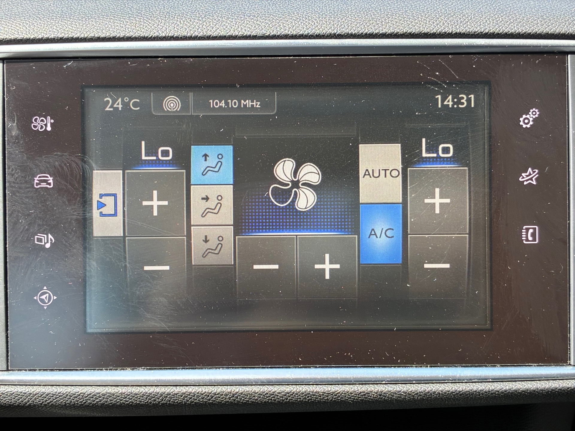 Peugeot 308 1.2 PureTech Allure (2016), foto 17