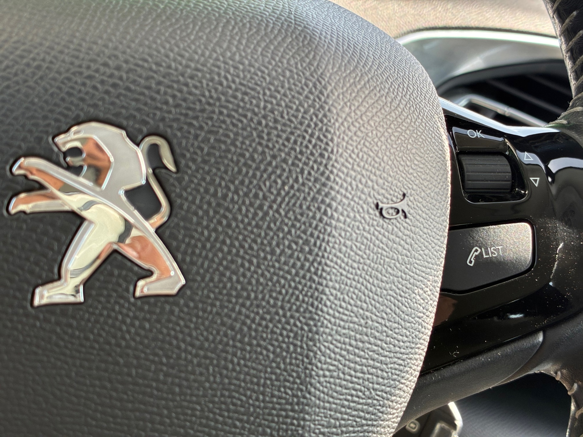 Peugeot 308 1.2 PureTech Allure (2016), foto 19