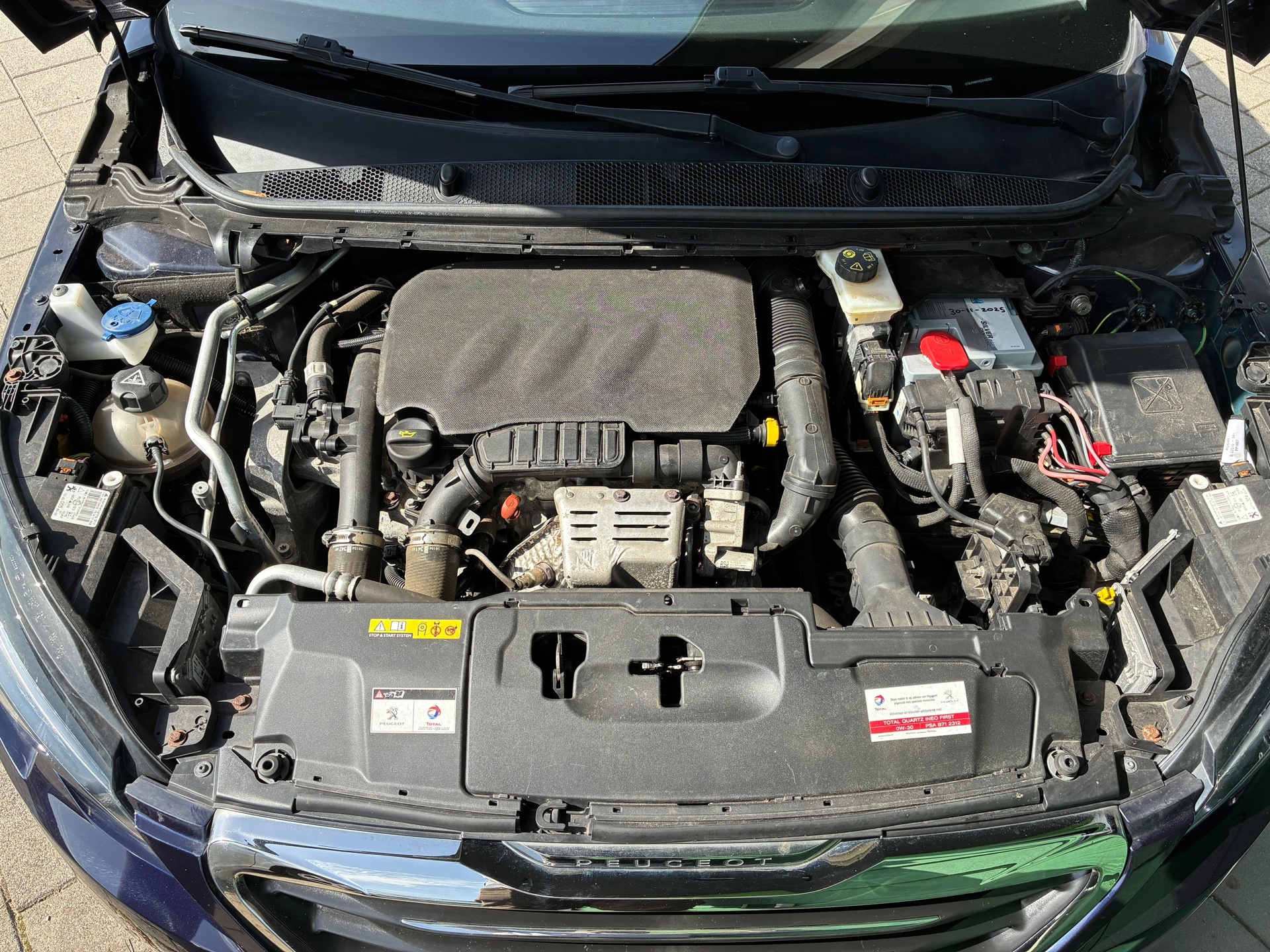 Peugeot 308 1.2 PureTech Allure (2016), foto 28