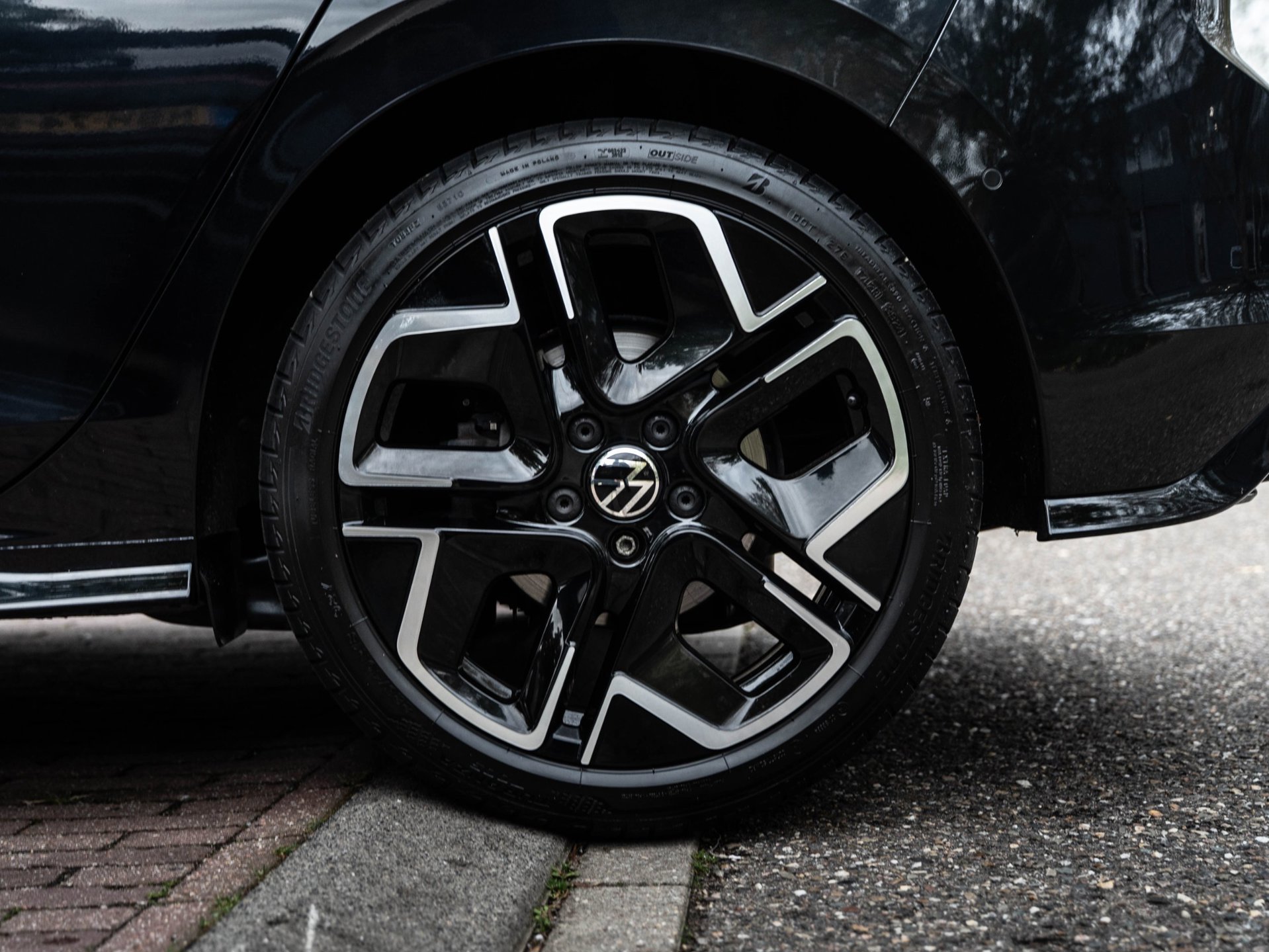 Volkswagen Golf 1.5 eTSI R-Line (2021), foto 11