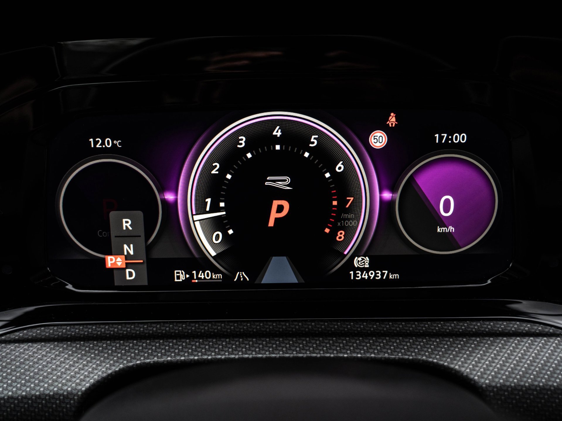 Volkswagen Golf 1.5 eTSI R-Line (2021), foto 29