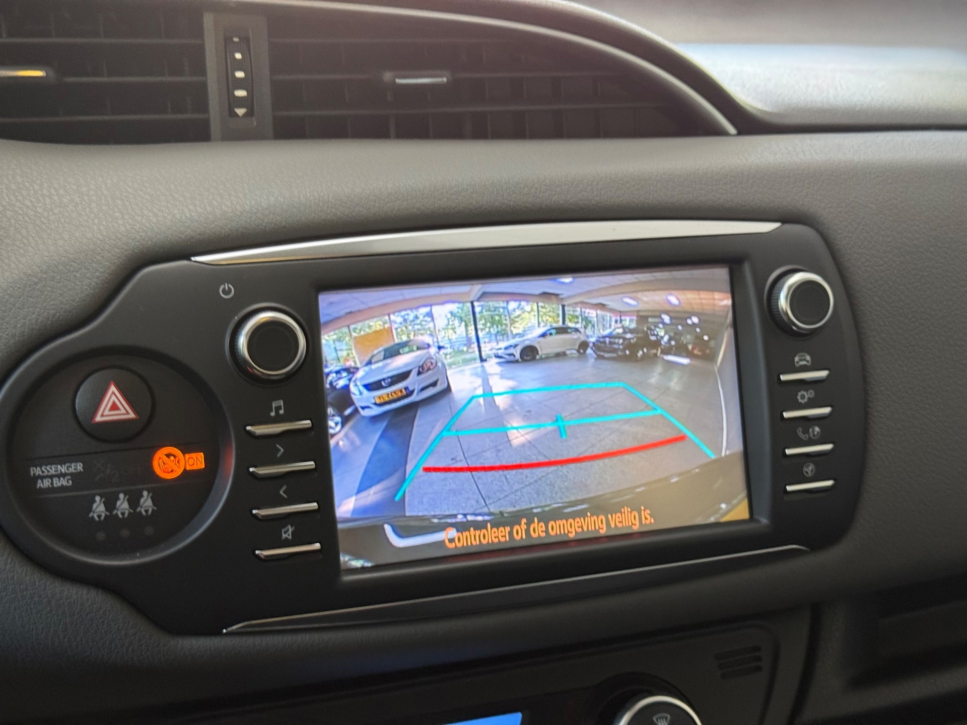 Toyota Yaris 1.0 VVT-i Energy (2018), foto 14
