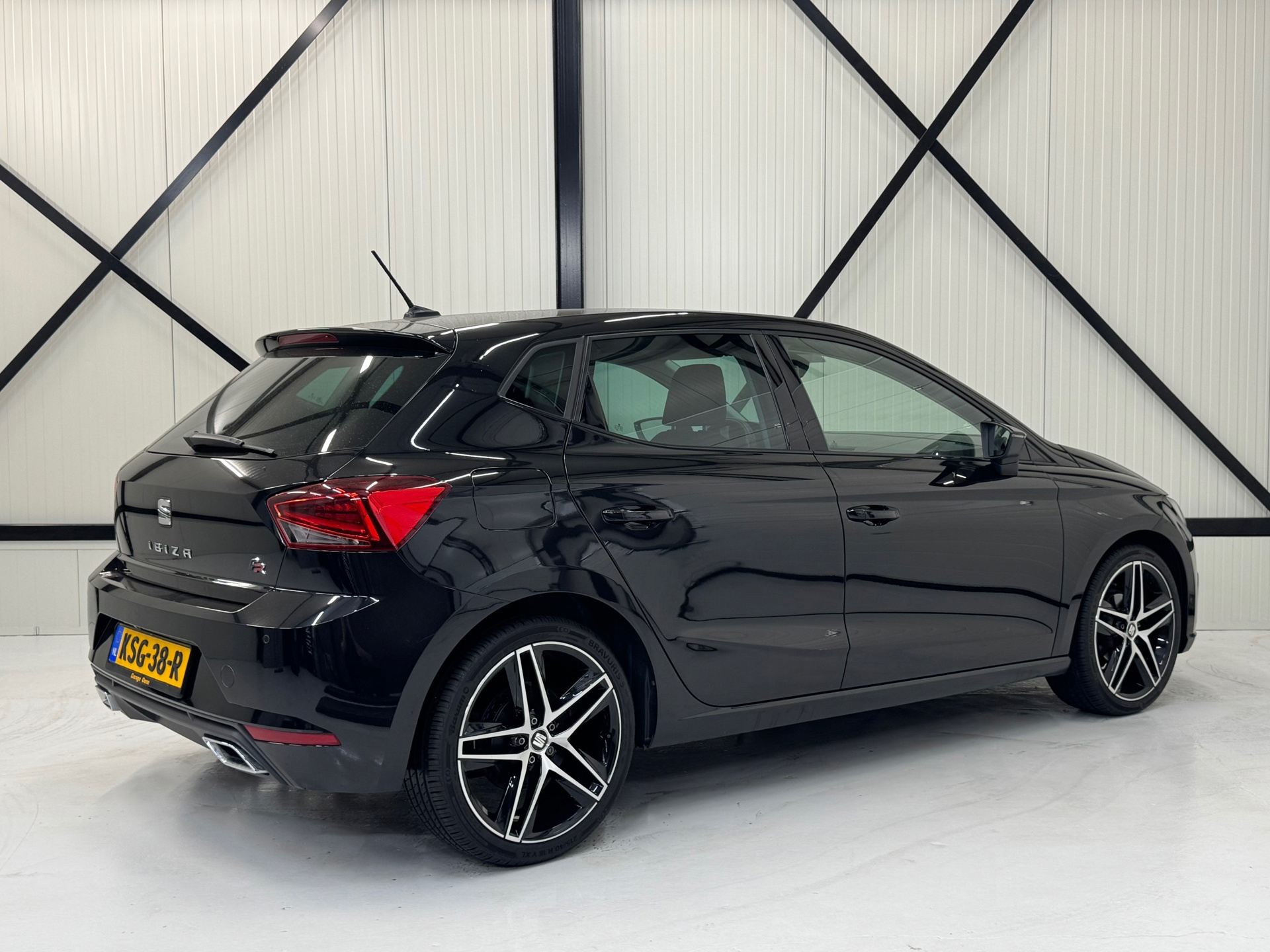 Seat Ibiza 1.0 TSI FR Business Intense (2018), foto 2