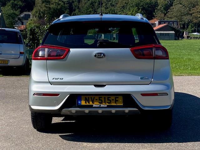Kia Niro 1.6 GDi Hybrid ComfortLine (2017), foto 13