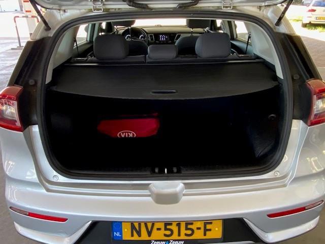 Kia Niro 1.6 GDi Hybrid ComfortLine (2017), foto 16