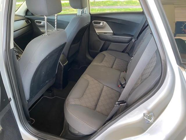 Kia Niro 1.6 GDi Hybrid ComfortLine (2017), foto 21