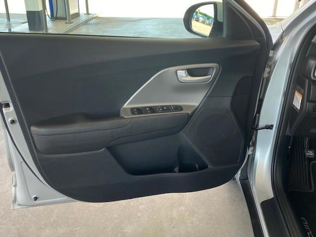 Kia Niro 1.6 GDi Hybrid ComfortLine (2017), foto 22