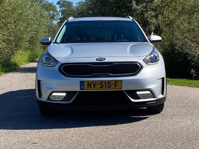 Kia Niro 1.6 GDi Hybrid ComfortLine (2017), foto 5
