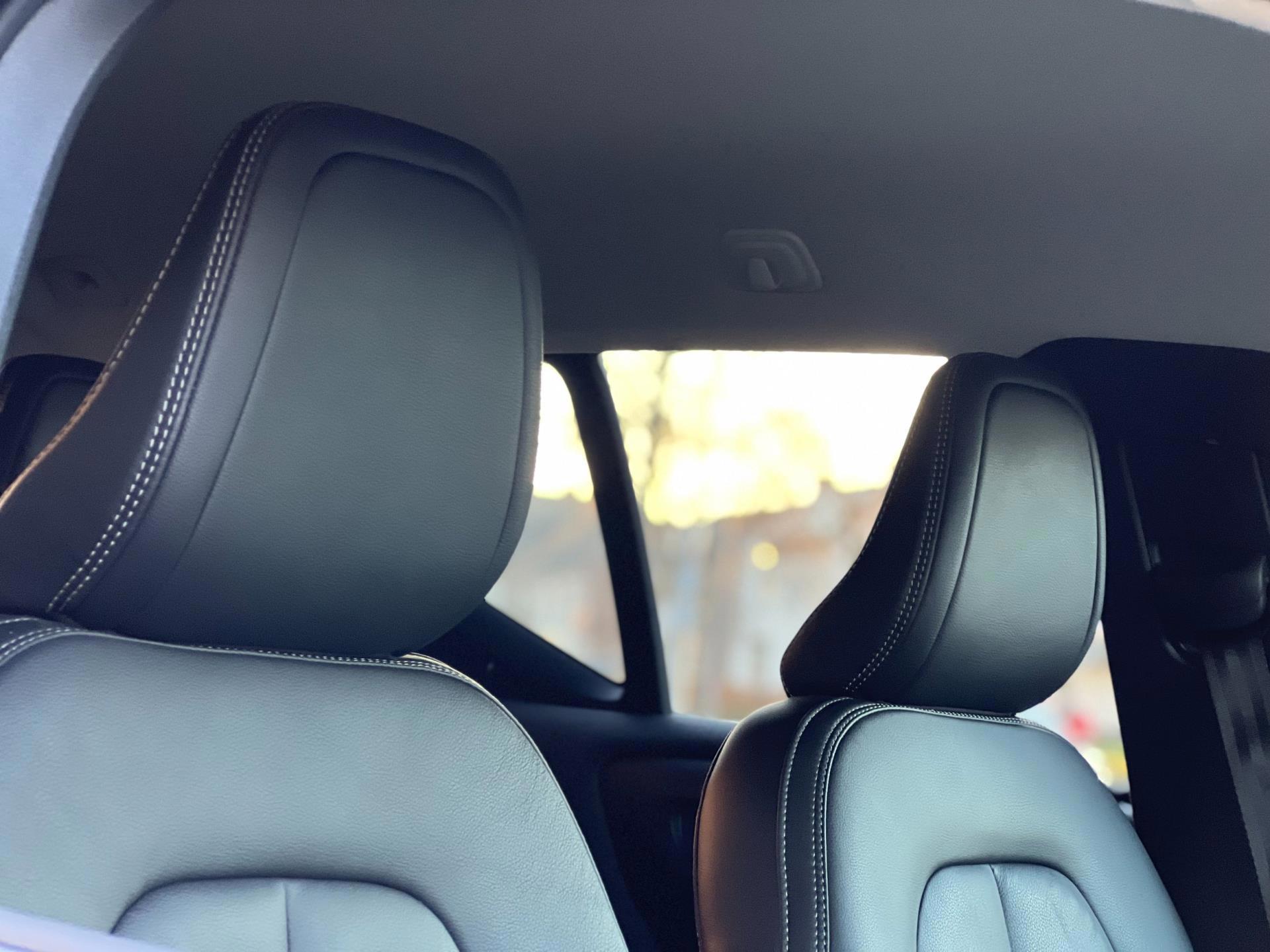 Volvo XC40 2.0 T4 AWD R-Design (2019), foto 21