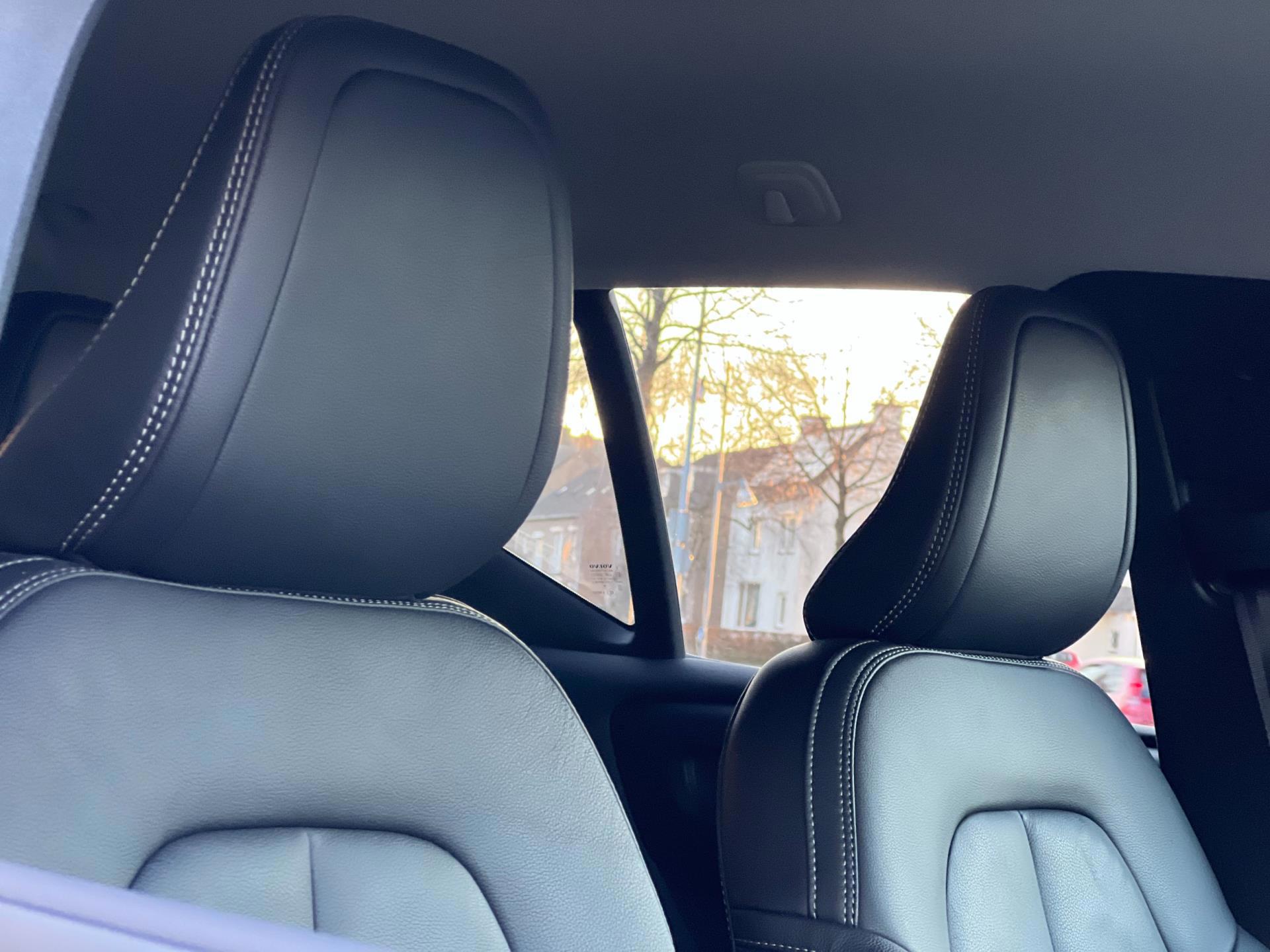 Volvo XC40 2.0 T4 AWD R-Design (2019), foto 25