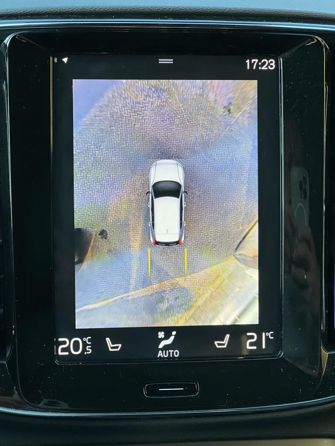 Volvo XC40 2.0 T4 AWD R-Design (2019), foto 8