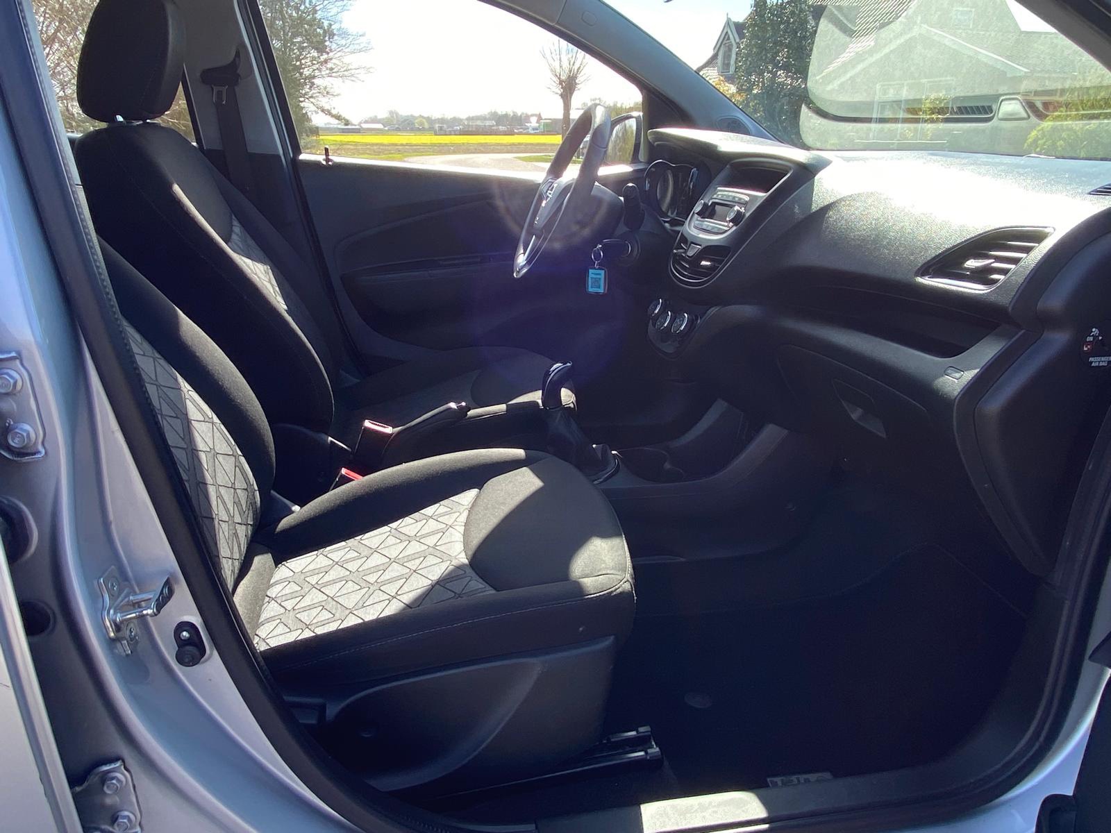 Opel Karl 1.0 ecoFLEX 120 Jaar Edition 5DRS (2019), foto 8