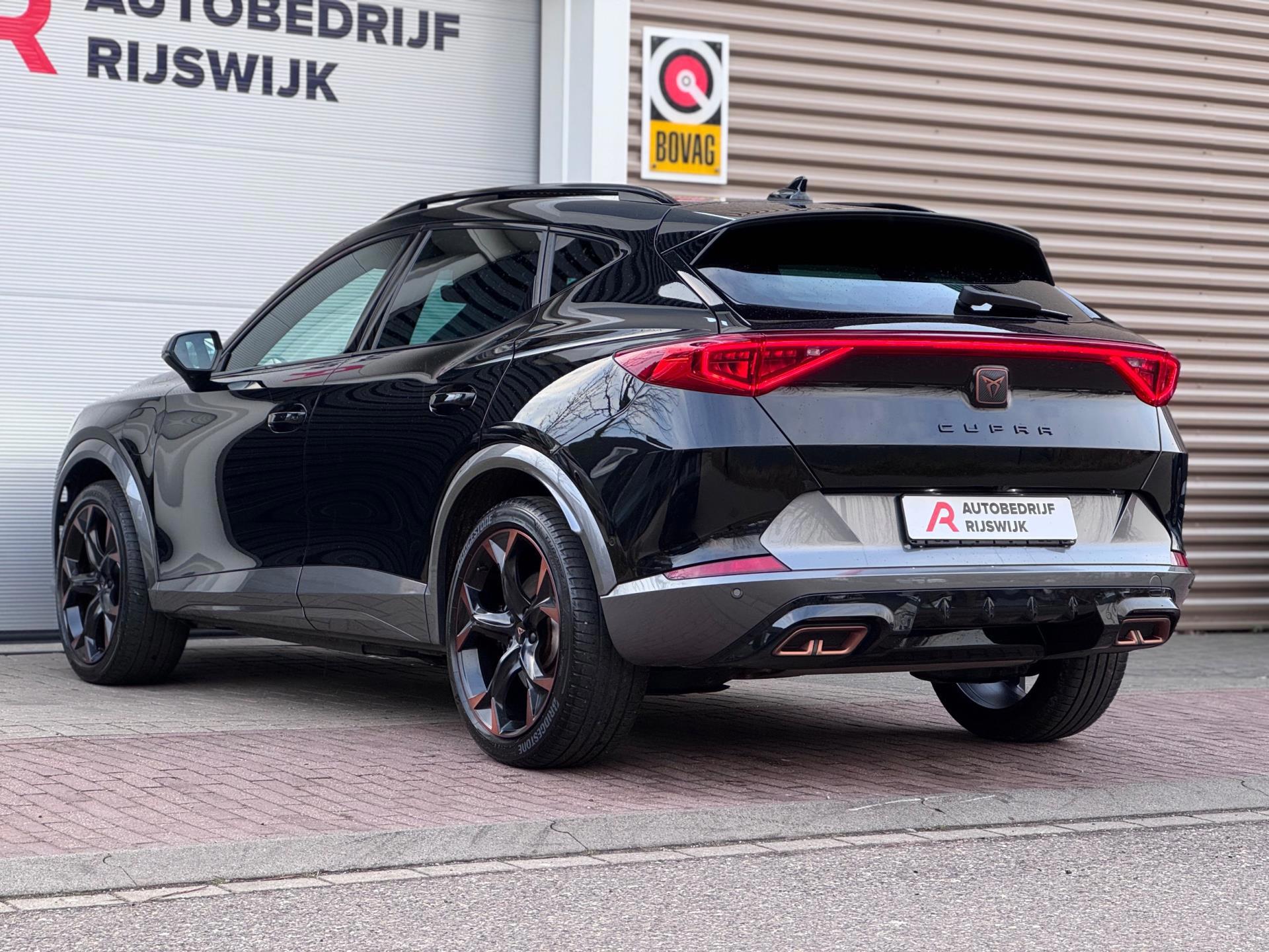 CUPRA Formentor 1.4 e-Hybrid VZ Performance (2022), foto 9